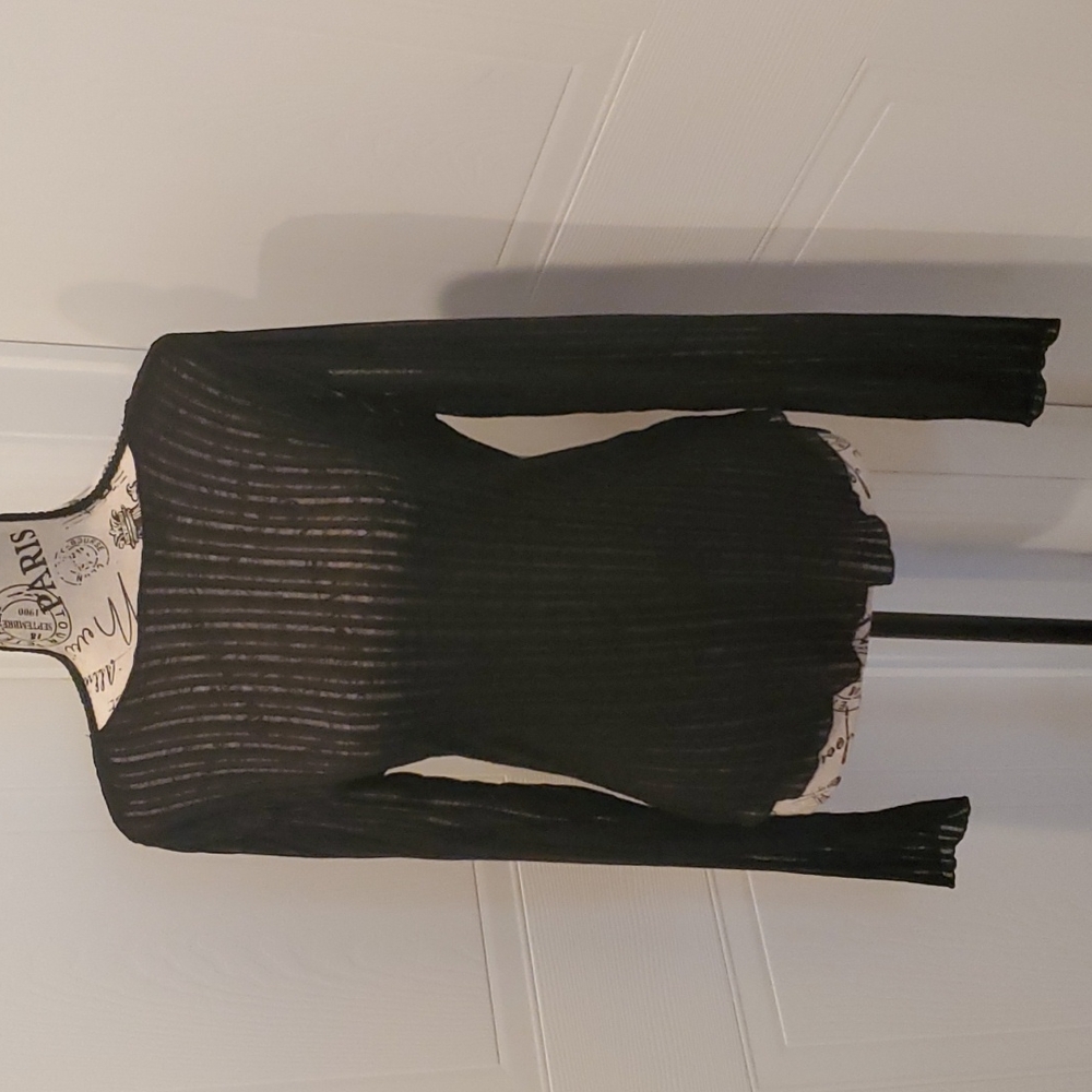 Long sleeve boat neck T